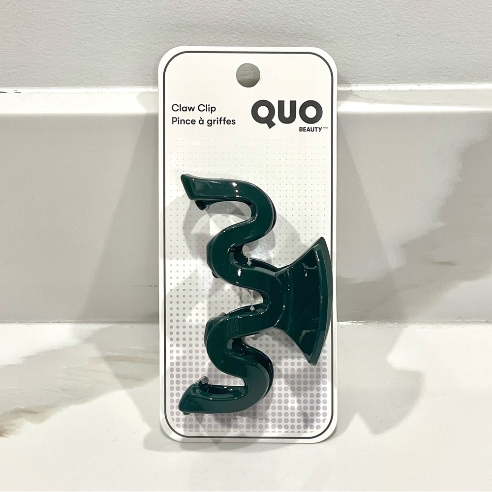 🟠5/$25 NEW Quo Beauty Wavy Claw Clip